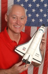 Mike Mullane Speaker from Speak Inc. Speakers Bureau